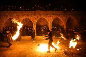 مراسم زنجير آتشي در روستاي بياضه